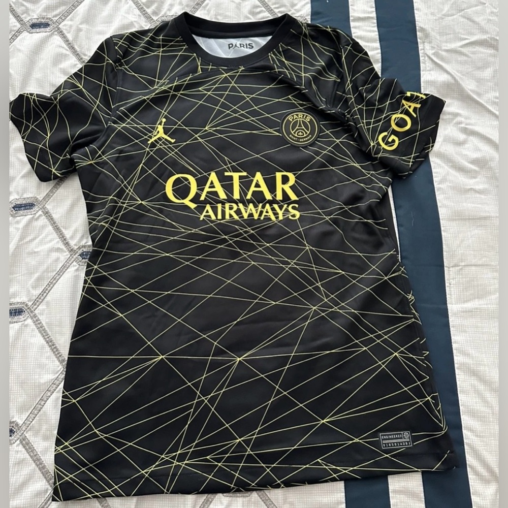 Nike PSG Women Ashley Lawrence 2022/23 Fourth Jersey - Size M
